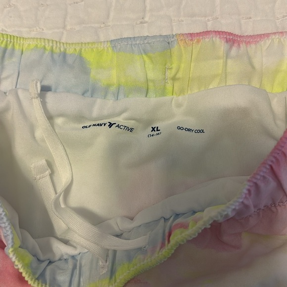 Old Navy Active Shorts Lot of 2 - Picture 3 of 7